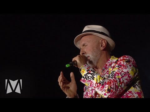Dino Merlin — Dino Merlin - Nedostaješ (Koševo 2015)
