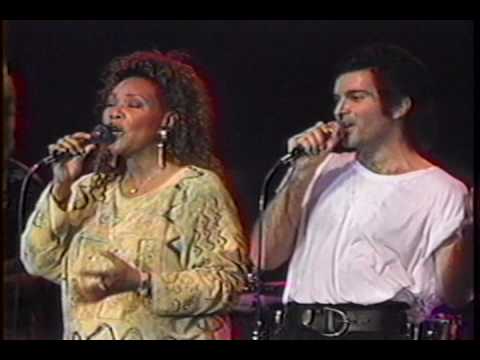 Gino Vannelli — Gino Vannelli in Montreal - I Just Wanna Stop