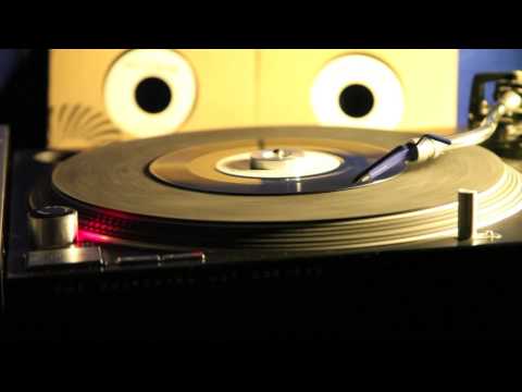 Jabu (3) — Jabu - Move In Circles / You & I (Kahn Remix)