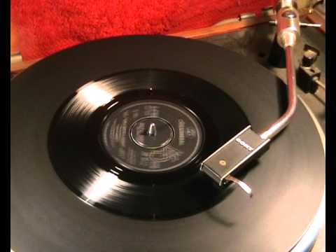 Rolf Harris — ROLF HARRIS - 'Hev Yew Gotta Loight, Boy?' - 1966 45rpm