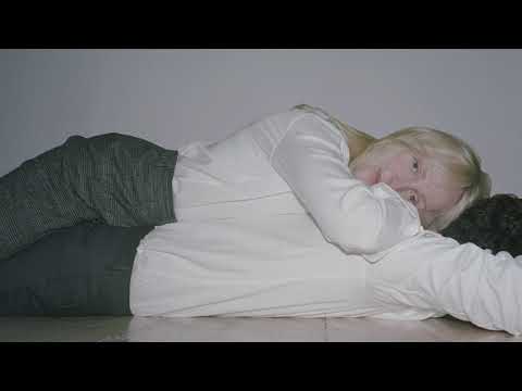 Laura Marling — Laura Marling - Strange Girl (Official Audio)