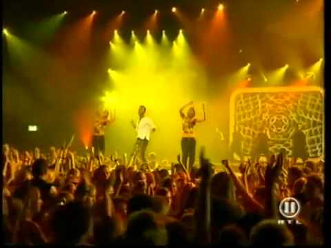 Mustafa Sandal — Mustafa Sandal "Aya Benzer" feat. Gülcan (RTL II The Dome Show)