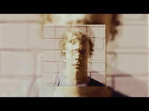 Gum (11) — GUM - It's a Sad World (vinyl rip)