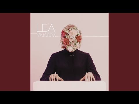 Lea (23) — Nachtzug