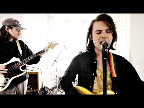 Spinning Coin — Spinning Coin - 'Raining On Hope Street' & 'Powerful' - Tenement TV