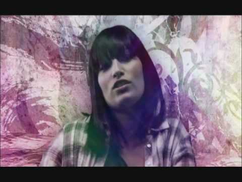 Ana Tijoux — 1977 - Ana Tijoux (Official Music Video)