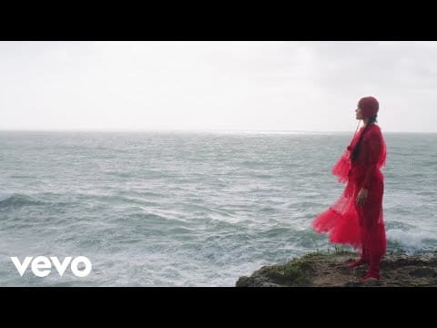 Bat For Lashes — Breaking Up (Official Visualiser)