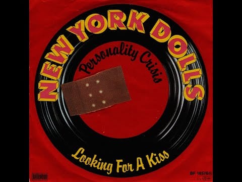 New York Dolls — New York Dolls - Looking for a kiss 1972