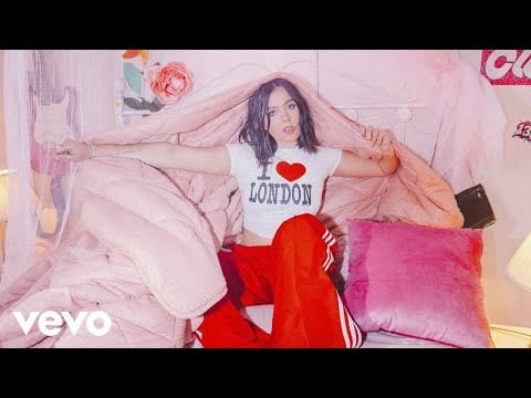 Chiara Oliver — Chiara Oliver - la invitada (Video Oficial)