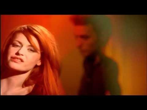 Axelle Red — Axelle Red - A tatons (Clip Officiel)