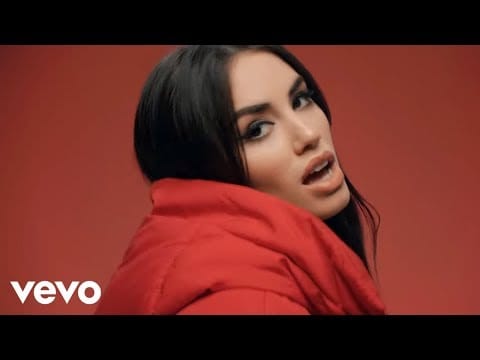 Lali (6) — Lali - Sin Querer Queriendo (Official Video) ft. Mau y Ricky
