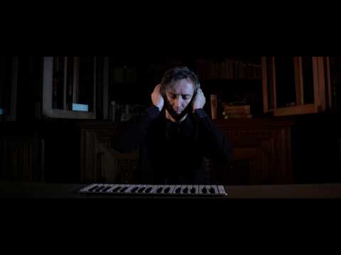 Hauschka — Hauschka - Familiar Things Disappear (Official Video)