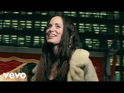 Chantal Kreviazuk — Chantal Kreviazuk - Dear Life (Official Video)
