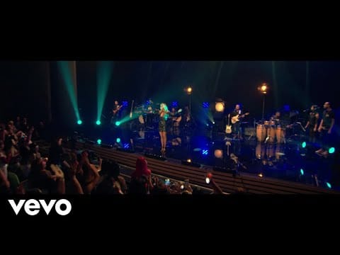 Lucero (2) — Lucero - Não Me Amou Como Eu Amei (En Vivo)
