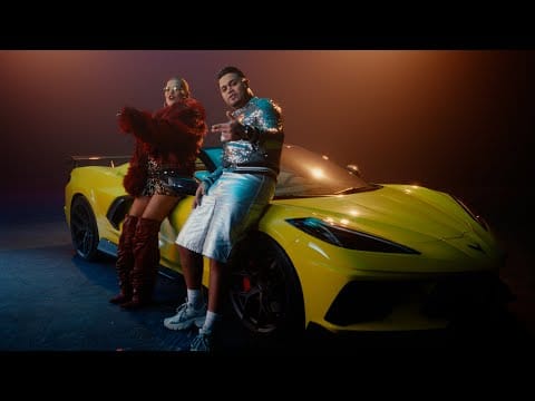 Demet Akalın — Demet Akalın ft. Lvbel C5 - Beni Unutma (Official Video)