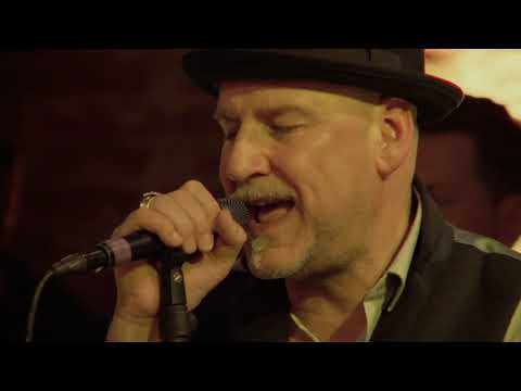 Fury in the Slaughterhouse — FURY IN THE SLAUGHTERHOUSE – “Won't Forget These Days” (Live & Acoustic) (Offizielles Video)