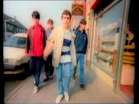 Northern Uproar — Northern Uproar - Living It Up