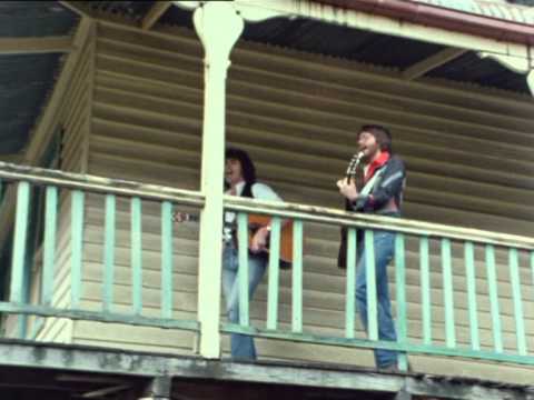 Birtles & Goble — Lonely Lives - Beeb Birtles & Graeham Goble (Film Clip - 1980)