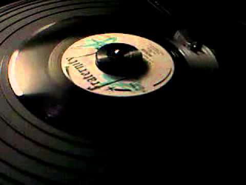 Mouse & The Traps — Mouse and the Traps -  Cryin' Inside - vinyl 45