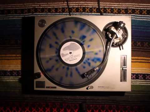 Richard Houghten — Richard Houghten - Sonata De Grillo 12" Reverse Groove Record
