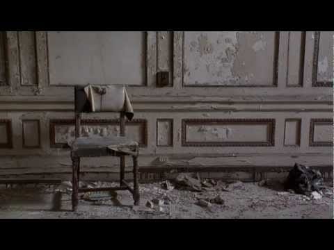 Zola Jesus — Zola Jesus "Clay Bodies" (Official Music Video)