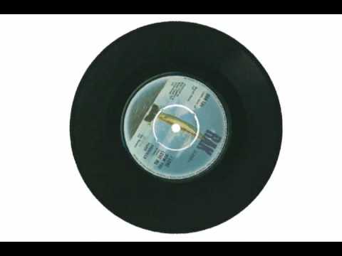 Priscilla Paris — I LOVE HOW YOU LOVE ME - Priscilla Paris (solo version)