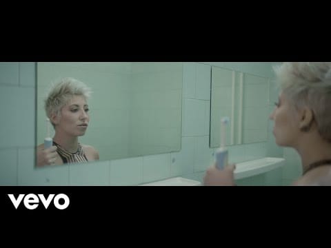 Malika Ayane — Malika Ayane - Senza Fare Sul Serio (Videoclip Ufficiale)