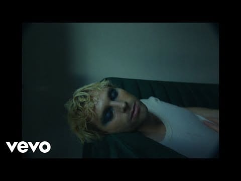 Luke Hemmings — Luke Hemmings - Close Enough To Feel You (Official Visualizer)