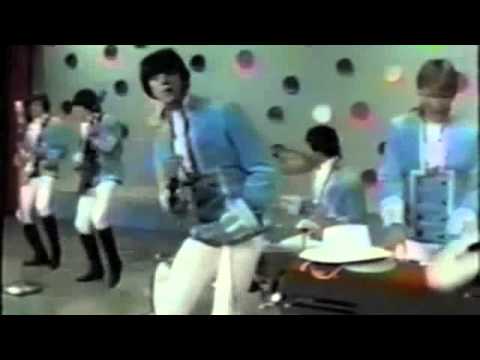Paul Revere & The Raiders — Paul Revere & The Raiders - Him Or Me - 1967