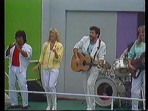 George Baker Selection — George Baker Selection - Santa Lucia by night 1985