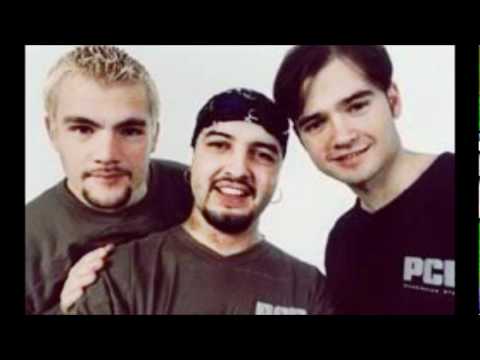 3rei Sud Est — 3rei Sud Est - Poți să-mi dai (2002)