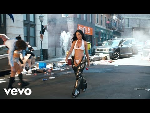 Katy Perry — WOMAN’S WORLD
