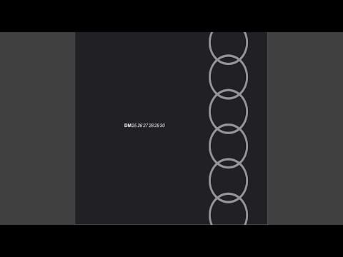 Depeche Mode — Walking In My Shoes (Extended Twelve Inch Mix)