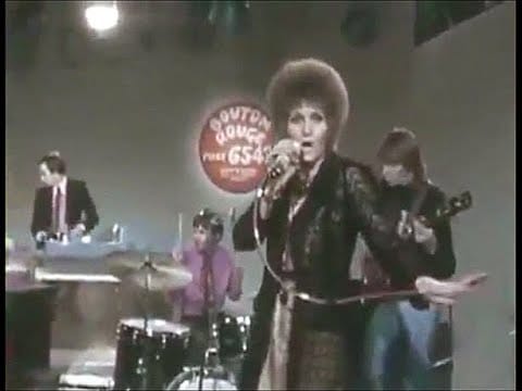 Julie Driscoll, Brian Auger & The Trinity — 1967 Julie Driscoll And Brian Auger With The Trinity - Save Me
