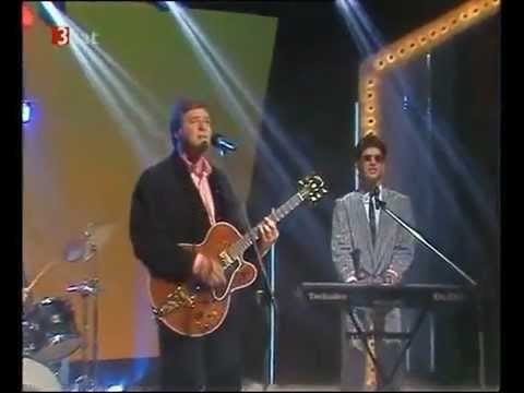Dirk Busch — Dirk Busch - Sie beißt und kratzt