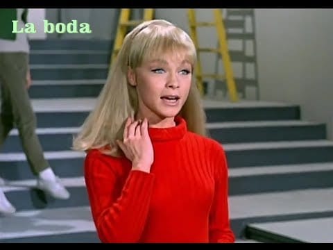 Marisol — MARISOL . SI ME DAS LA MANO . Chary Beberide