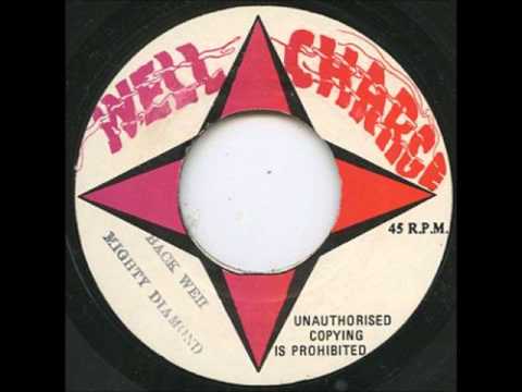 The Mighty Diamonds — ReGGae Music 243 - The Mighty Diamonds - Back Weh [Well Charge]