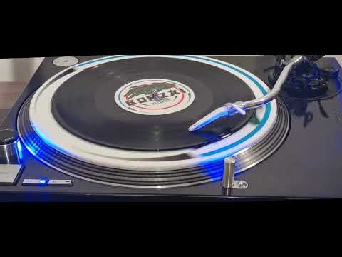 DJ Looney Tune — DJ Looney Tune - Jumpin" & Pumpin" (Remastered Original Mix)
