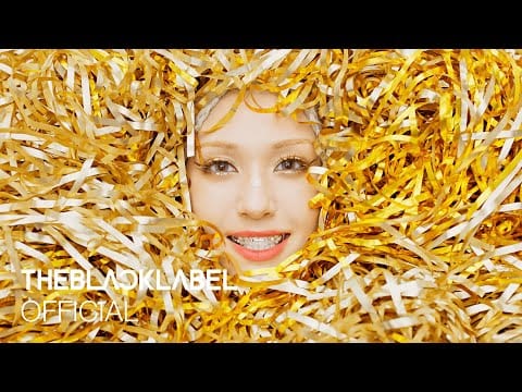 JEON SOMI — JEON SOMI (전소미) - ‘Gold Gold Gold’ M/V