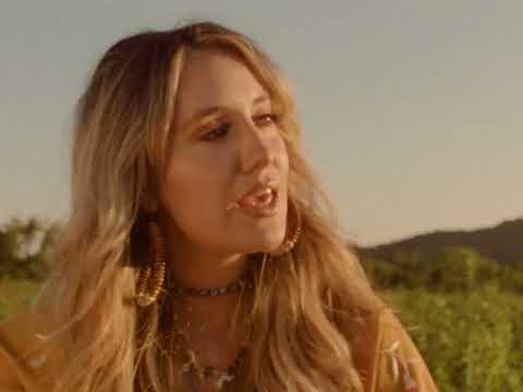 Lainey Wilson — Lainey Wilson - Watermelon Moonshine (Music Video)
