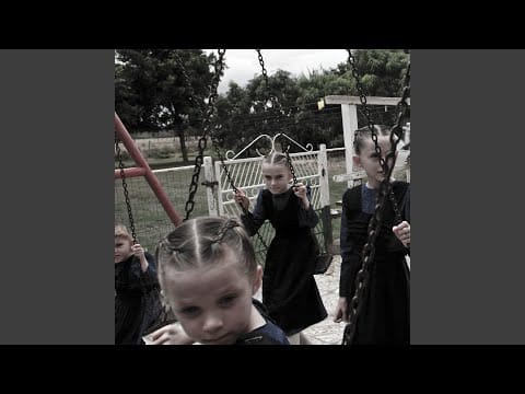 Crystal Castles — Femen