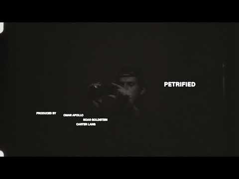 Omar Apollo — Petrified (Official Visualizer)