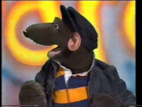 Roland Rat Superstar — Roland Rat - Rat Rapping. Top Of The Pops 1984