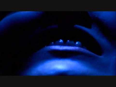 Flesh For Lulu — FLESH FOR LULU coming down (1983)