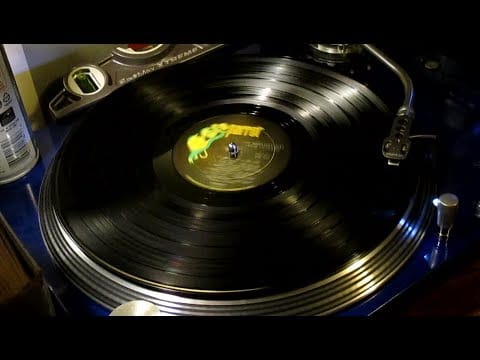 Noel Harrison — Noel Harrison - "A Young Girl" 1967 STEREO