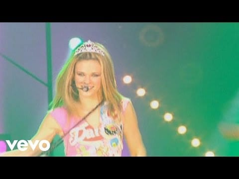 Lorie — Lorie - Fashion Victim' (Live Tour à la Halle Tony-Garnier 2006)