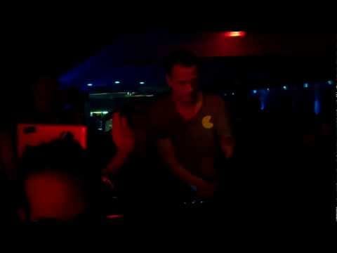 Marc Marzenit — Marc Marzenit @ Bahrein 13.04.2012 - Trozitos de Navidad (Live Mix)