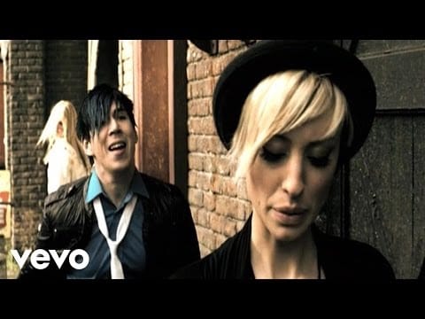 Marianas Trench — Marianas Trench - Cross My Heart