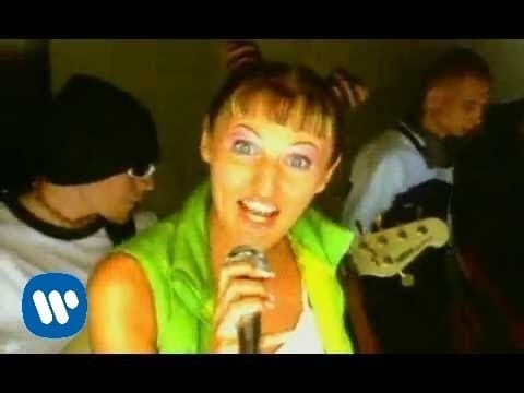 Reni Jusis — Reni Jusis - Graj Wiecej [Official Music Video]