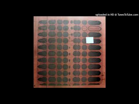 Data (4) — B1 - Data With Expert - L'Ille Noir